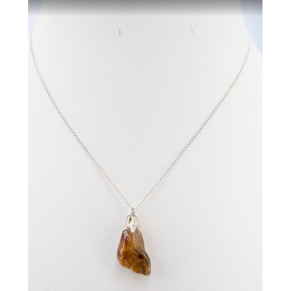 Banded Agate Pendant Necklace Amber Brown Silver Tone Cable Chain 15 Inches 3g